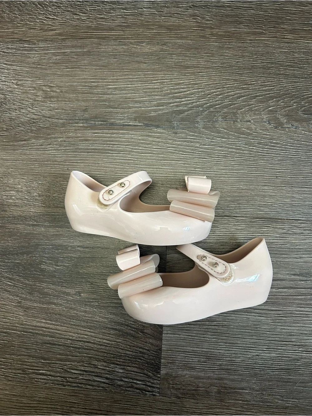Mini Melissa glossy pale